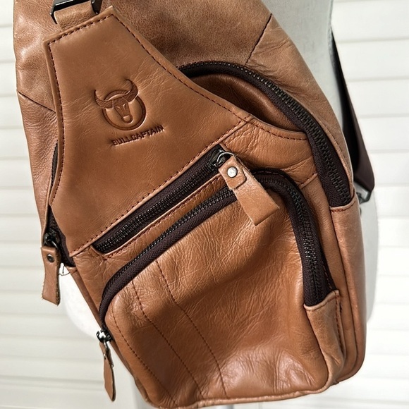 Bull Captain genuine leather caramel sling bag w/tons of pockets, adjustable - Picture 2 of 9